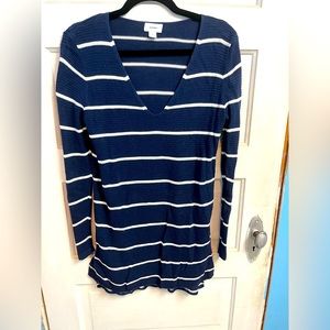 Blue white stripe small sweater